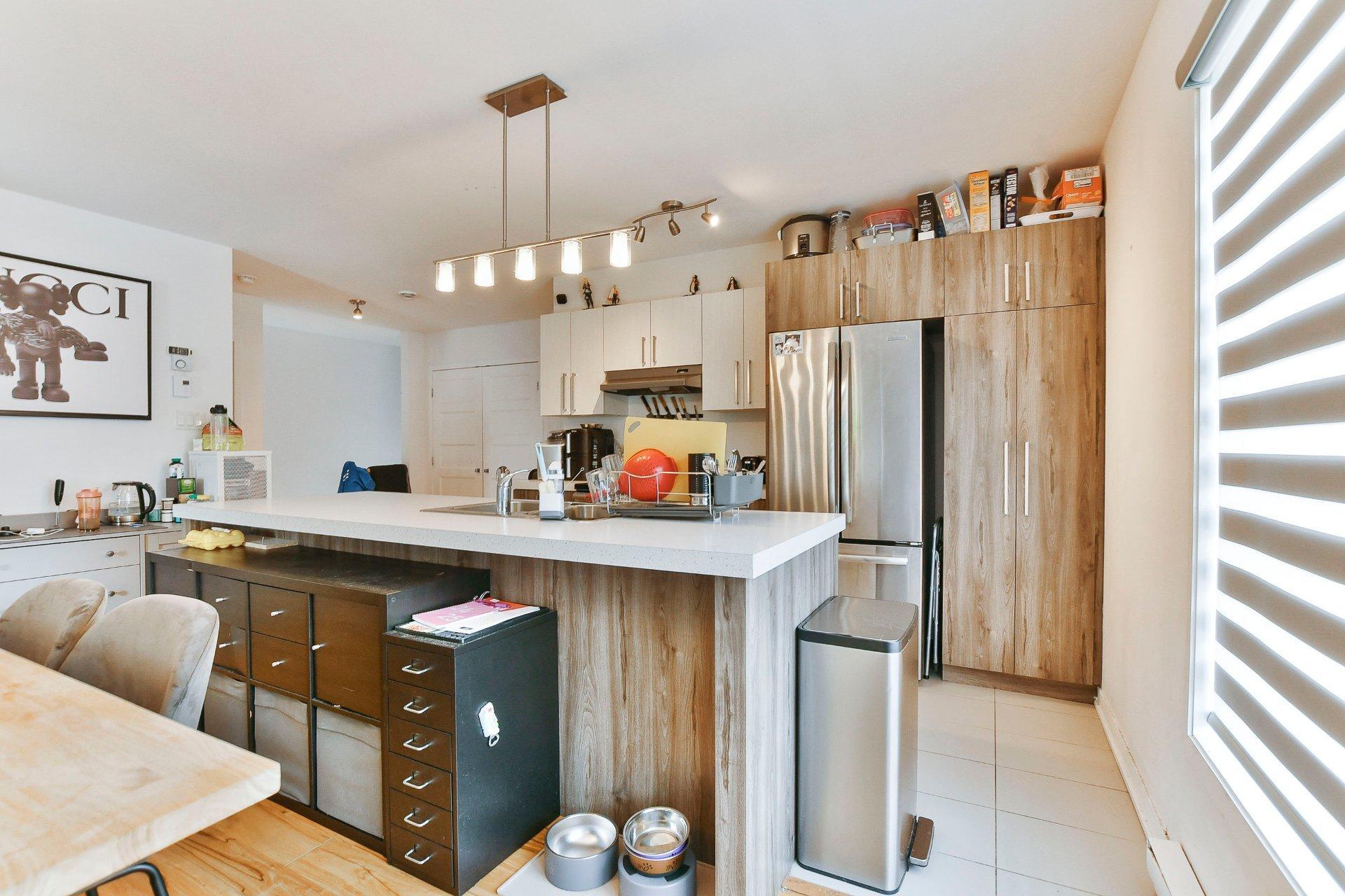 









199

 - 207


Boul. de Terrebonne

,
Terrebonne (Terrebonne),




QC
J6W6H7

