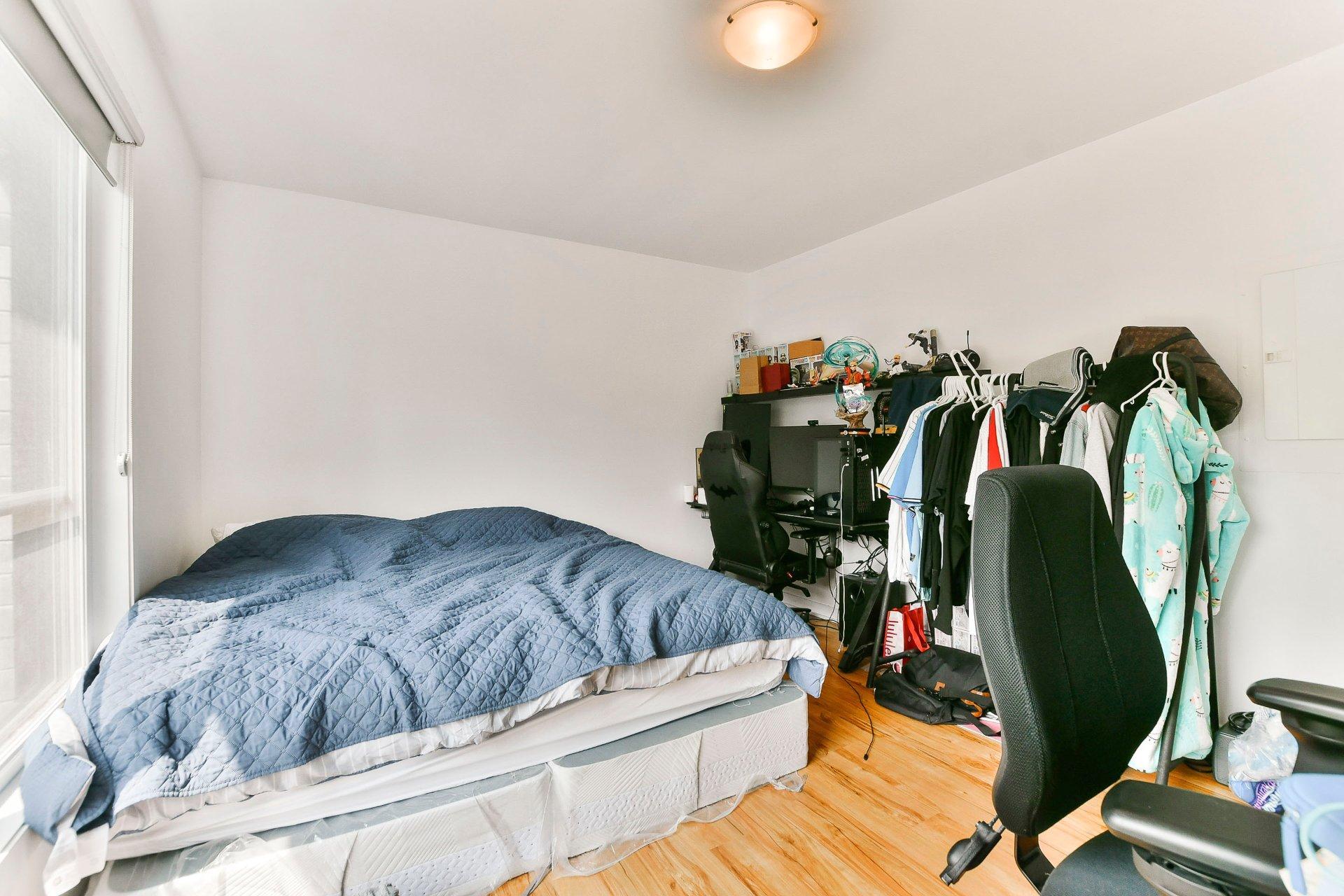 









199

 - 207


Boul. de Terrebonne

,
Terrebonne (Terrebonne),




QC
J6W6H7

