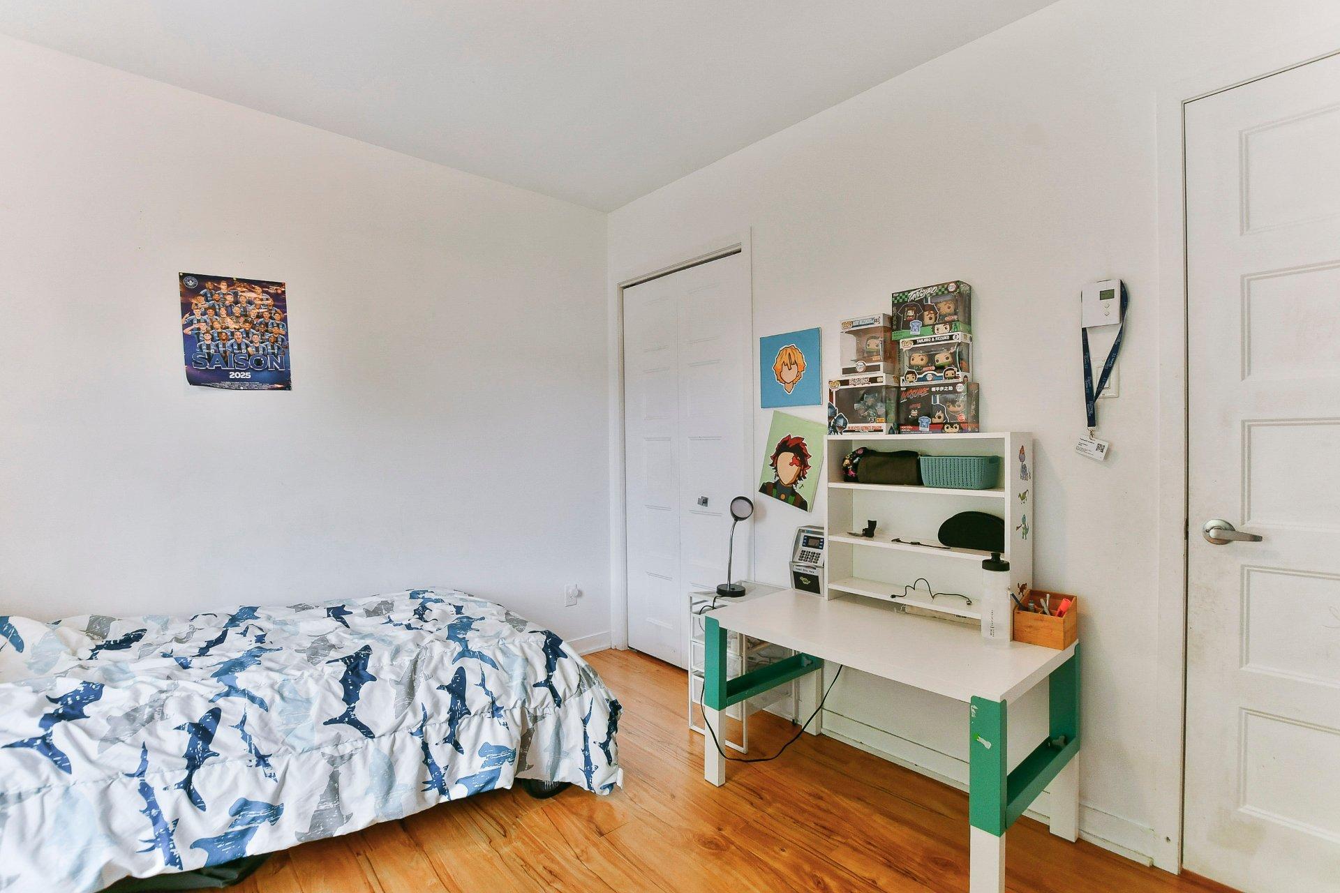 









199

 - 207


Boul. de Terrebonne

,
Terrebonne (Terrebonne),




QC
J6W6H7

