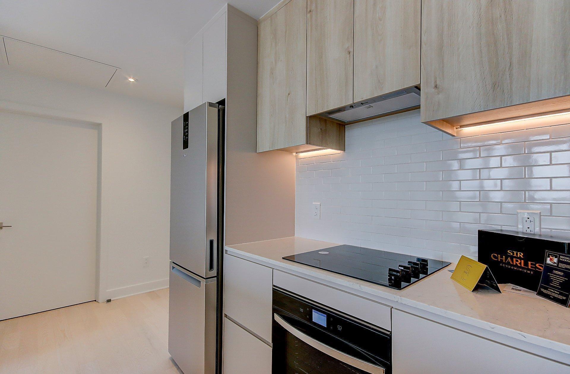 









200


Rue Marie-Charles-Le Moyne

, 1120,
Longueuil (Le Vieux-Longueuil),




QC
J4K8C2


