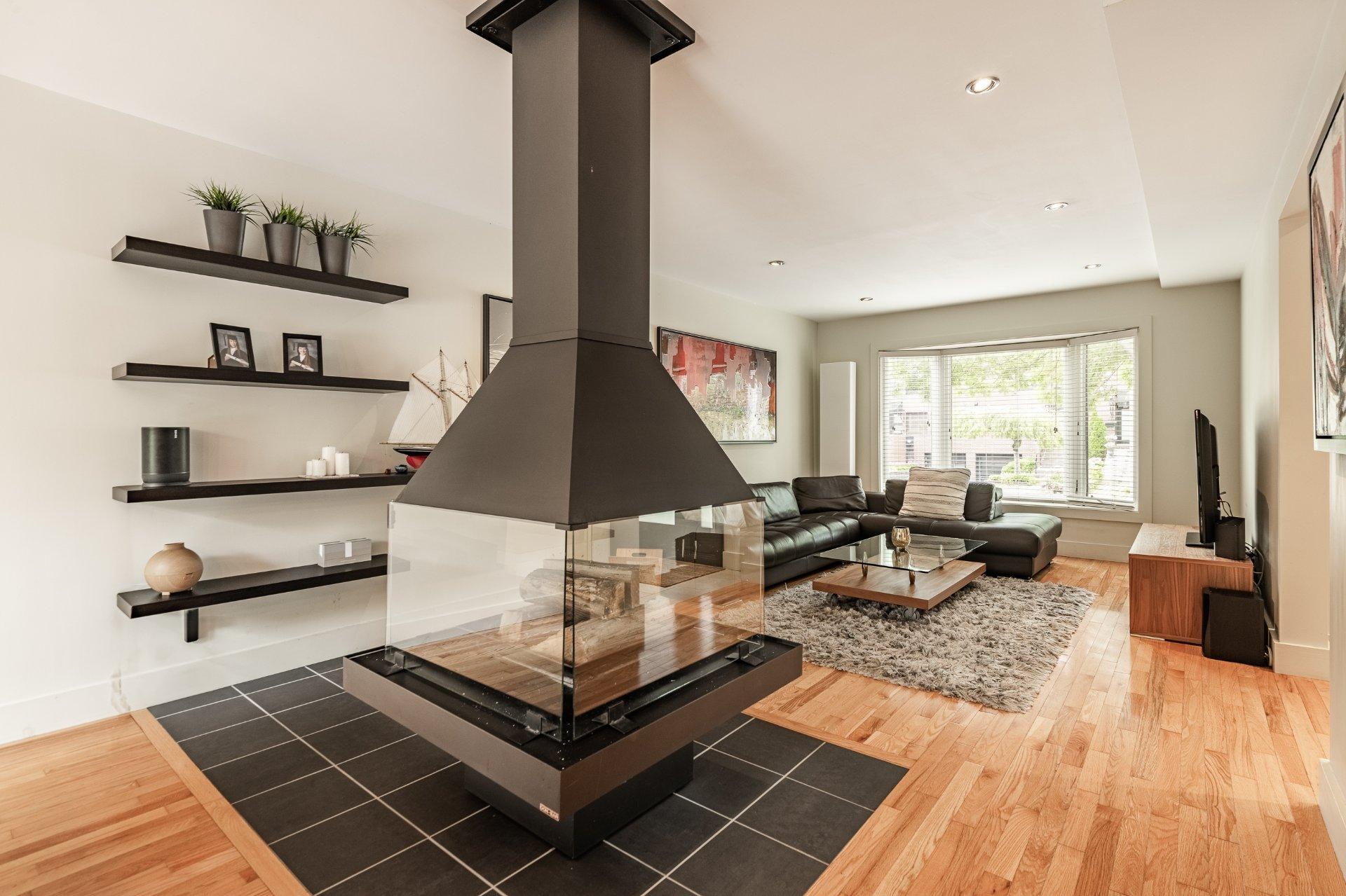 









355


Rue Corot

,
Montréal (Verdun/Île-des-Soeurs),




QC
H3E1K8

