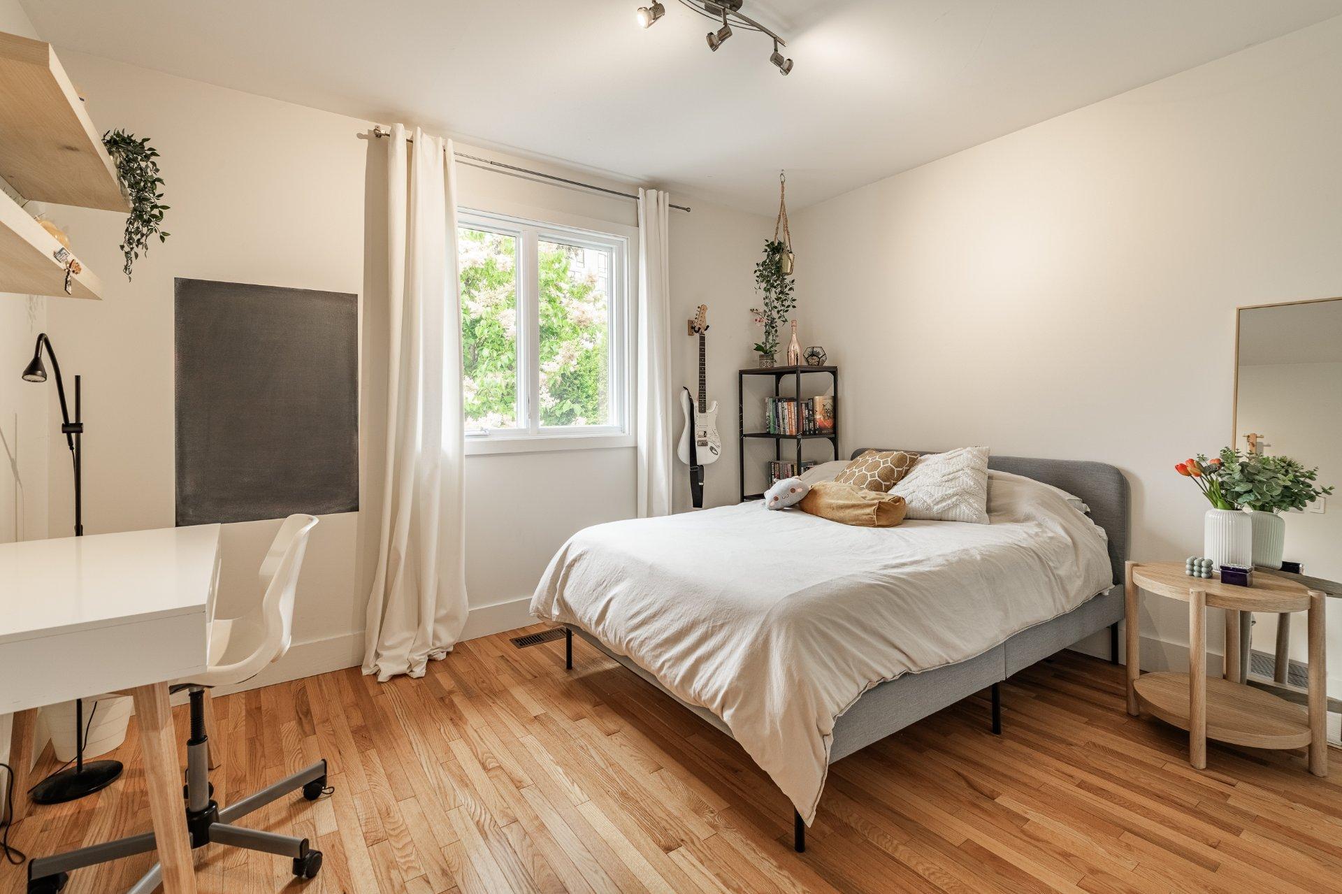 









355


Rue Corot

,
Montréal (Verdun/Île-des-Soeurs),




QC
H3E1K8

