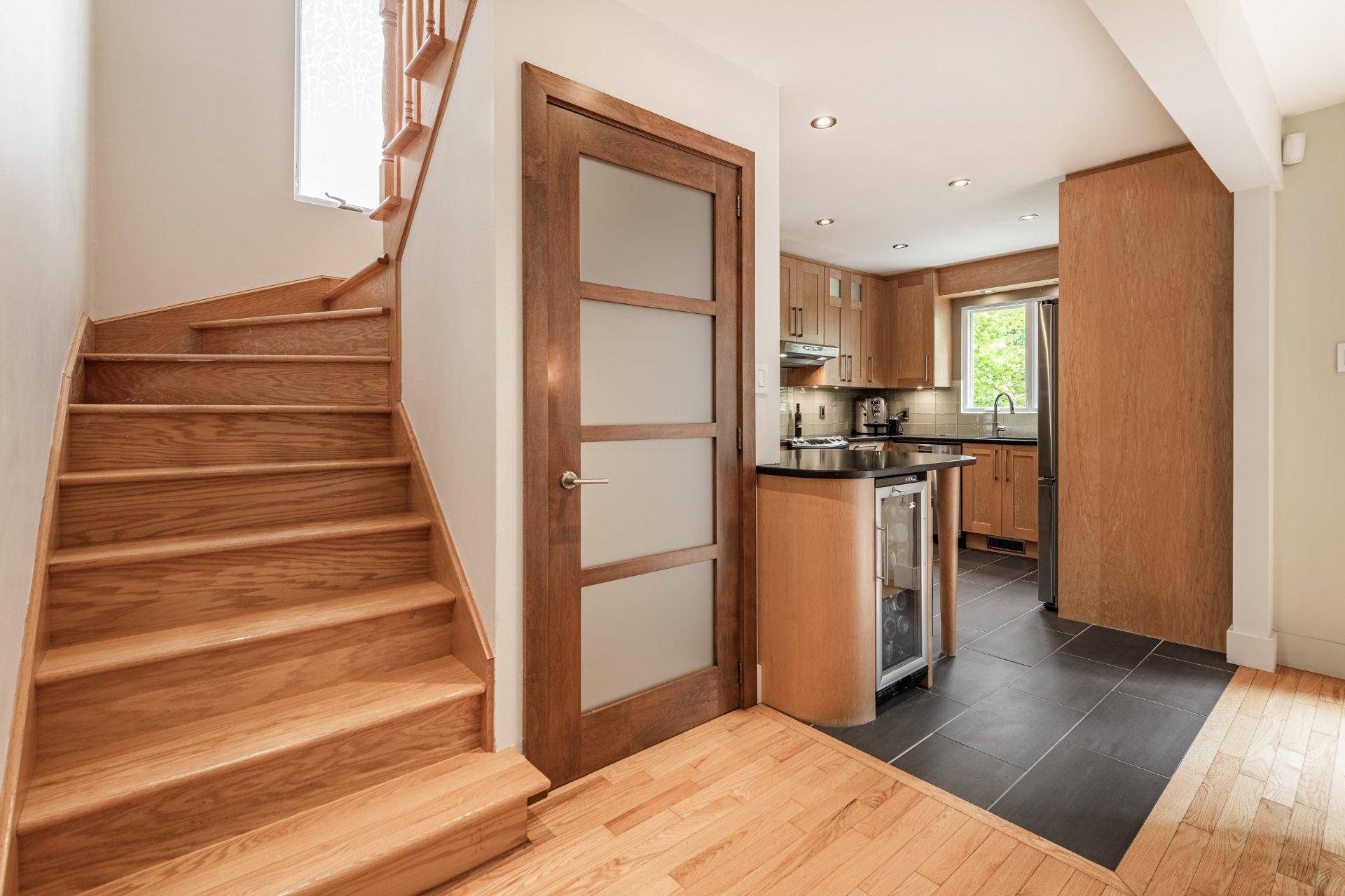









355


Rue Corot

,
Montréal (Verdun/Île-des-Soeurs),




QC
H3E1K8


