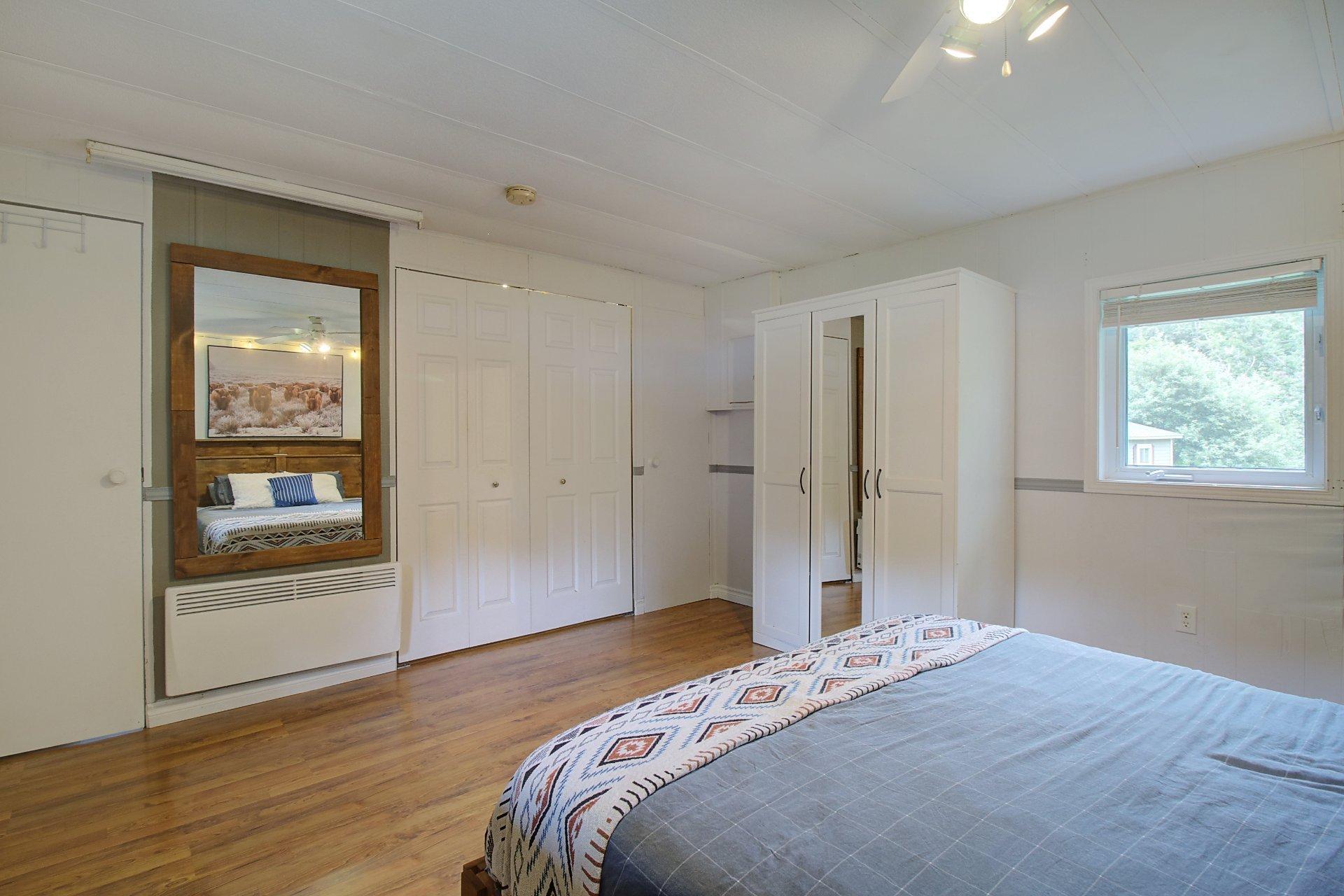 









100

 - 103


Ch. de la Rive

,
Compton,




QC
J0B1L0

