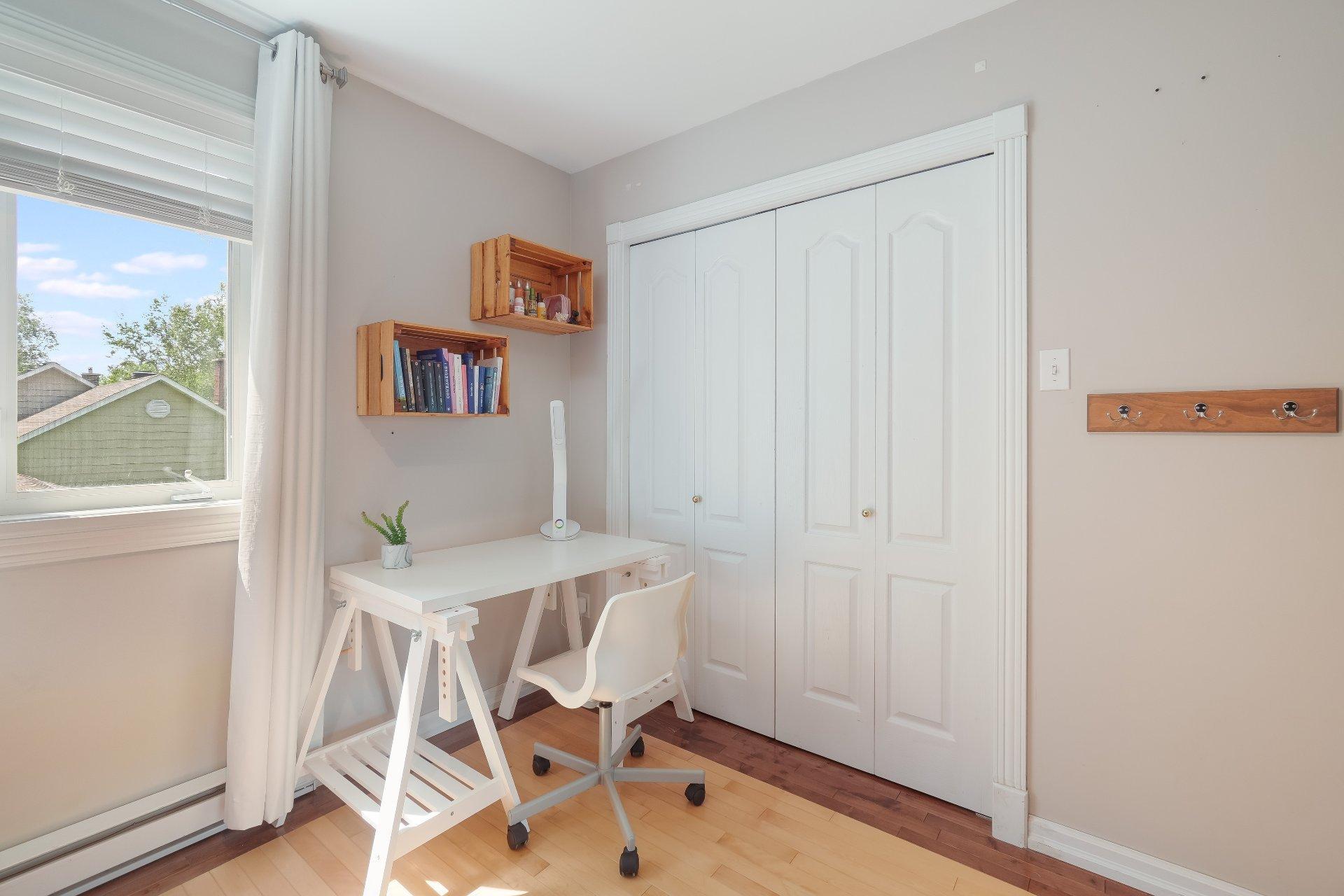 









3431


Rue Colombe

,
Sherbrooke (Brompton/Rock Forest/Saint-Élie/Deauville),




QC
J1N2Y6

