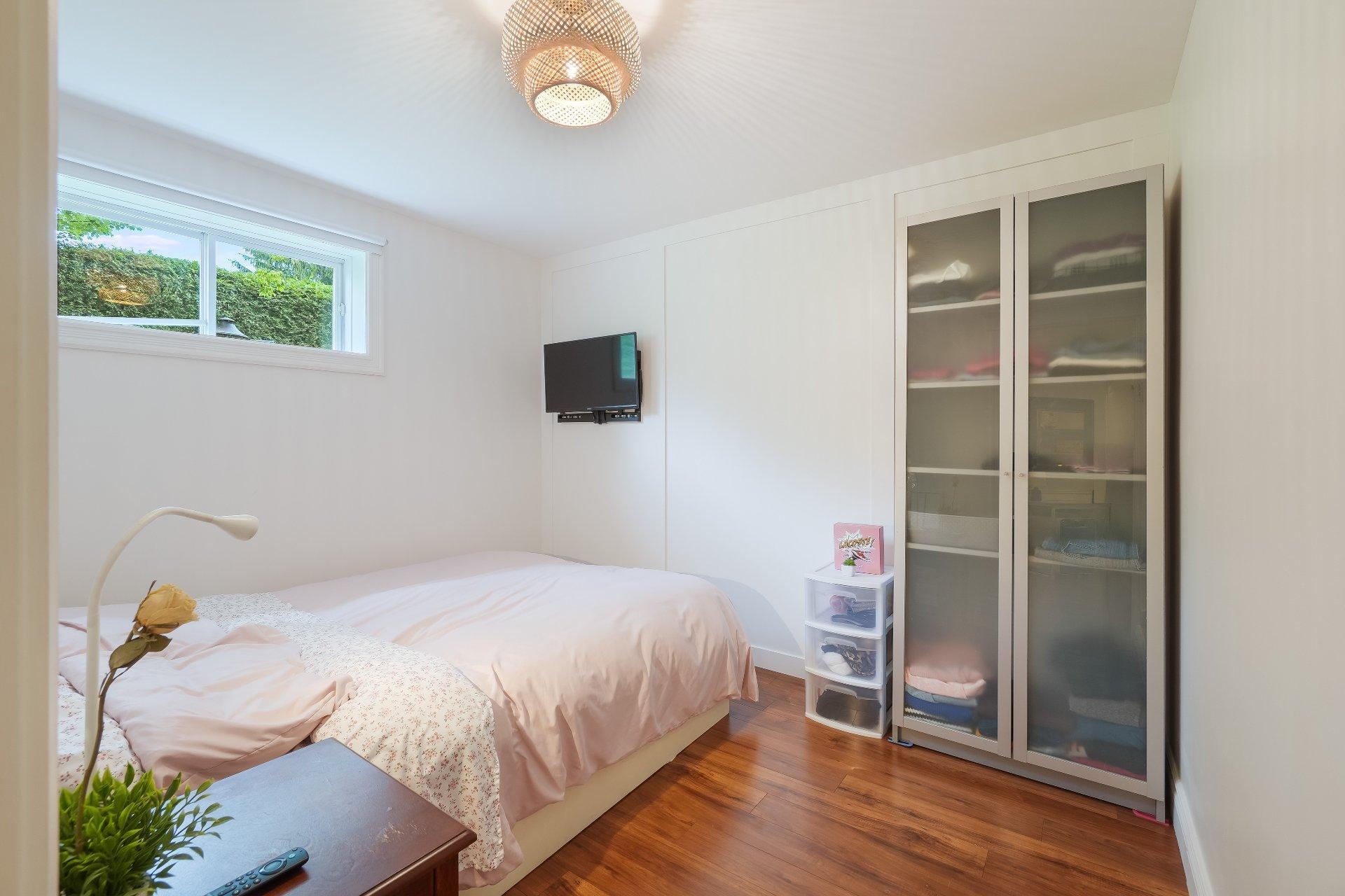 









3431


Rue Colombe

,
Sherbrooke (Brompton/Rock Forest/Saint-Élie/Deauville),




QC
J1N2Y6

