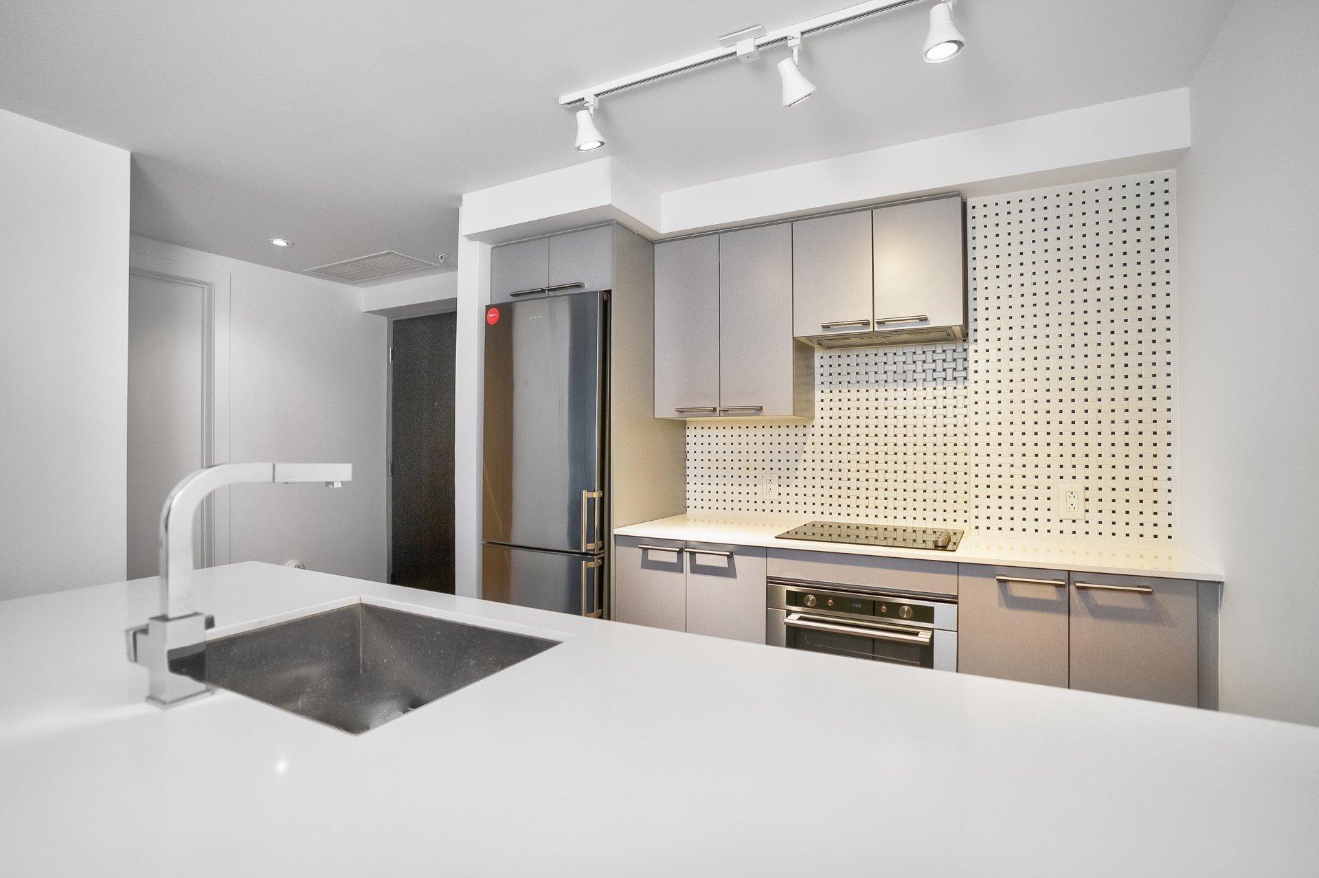 









405


Rue de la Concorde

, 315,
Montréal (Ville-Marie),




QC
H3A0H1

