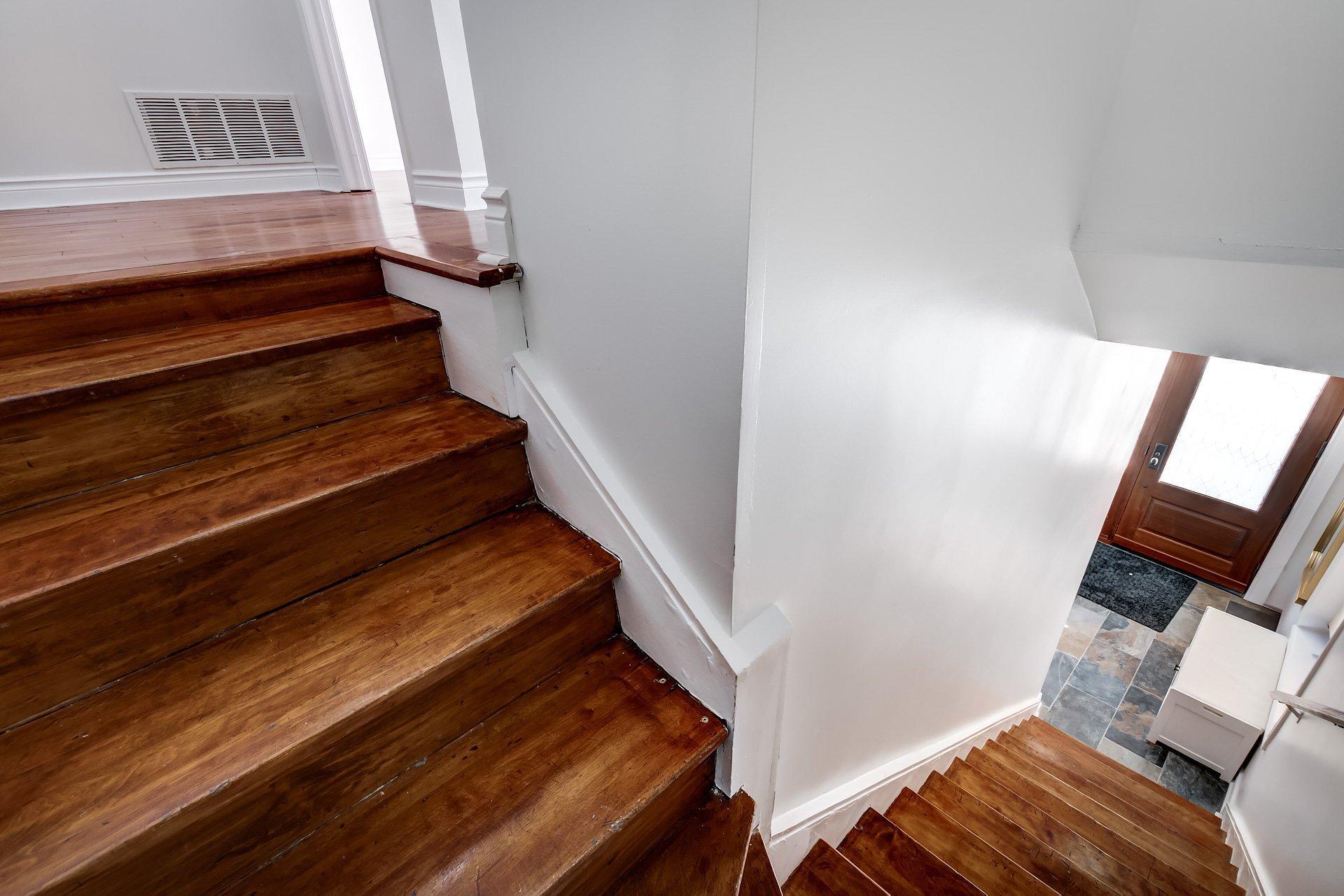 









4633Z


Rue Sherbrooke O.

,
Westmount,




QC
H3G1Z2

