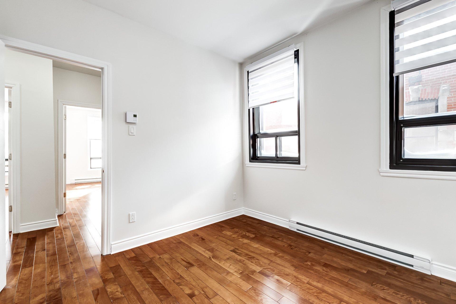 









4633Z


Rue Sherbrooke O.

,
Westmount,




QC
H3G1Z2

