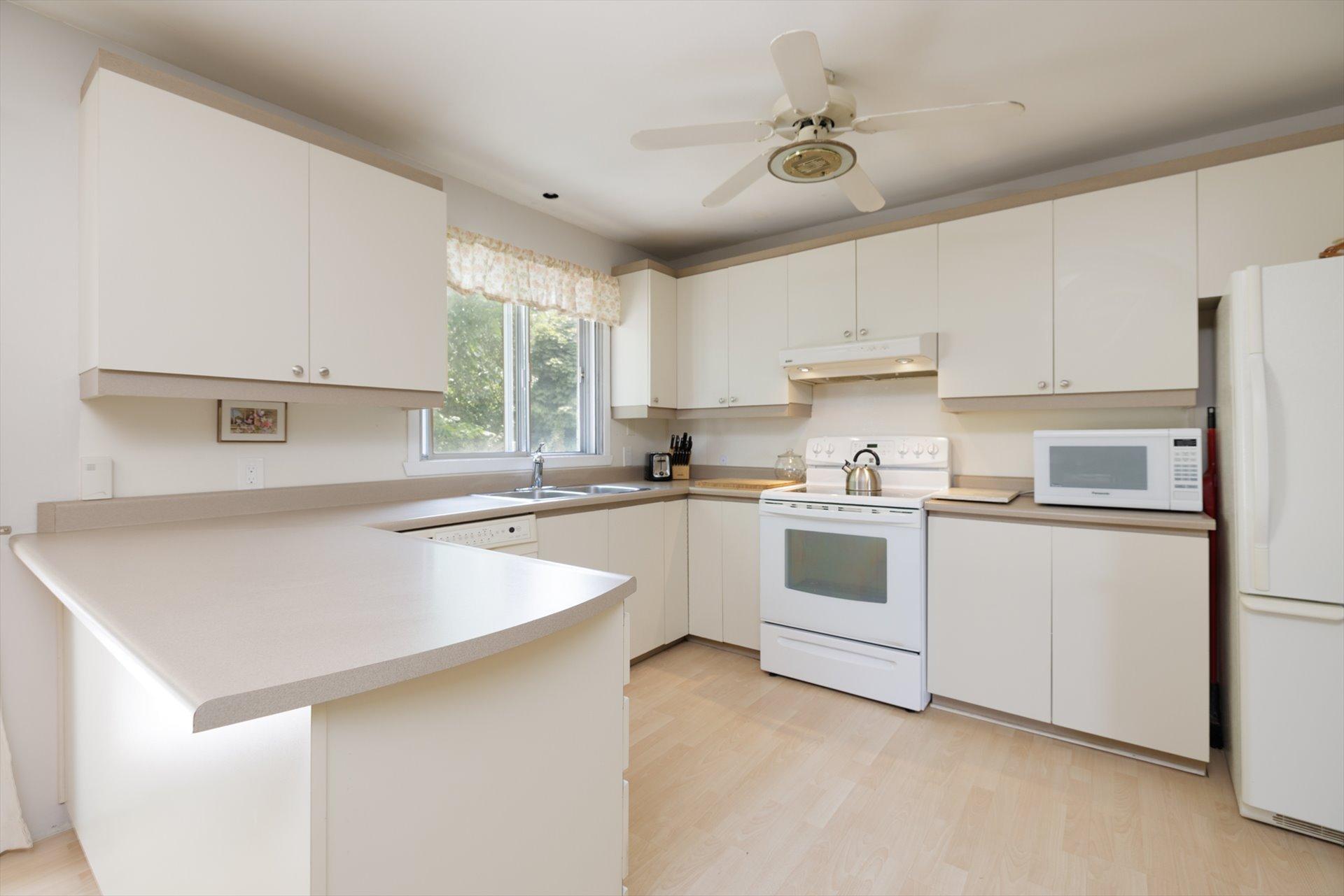 









1630


Place Picard

,
Dorval,




QC
H9P2P9


