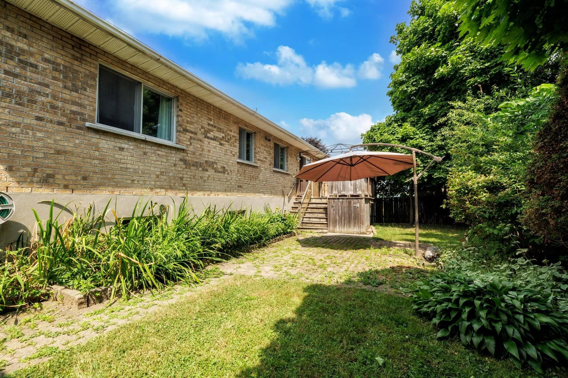 









1630


Place Picard

,
Dorval,




QC
H9P2P9

