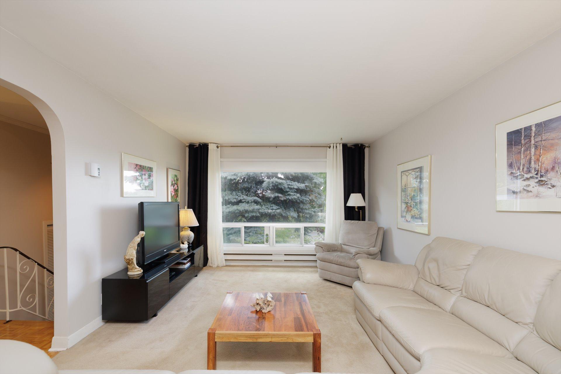 









1630


Place Picard

,
Dorval,




QC
H9P2P9


