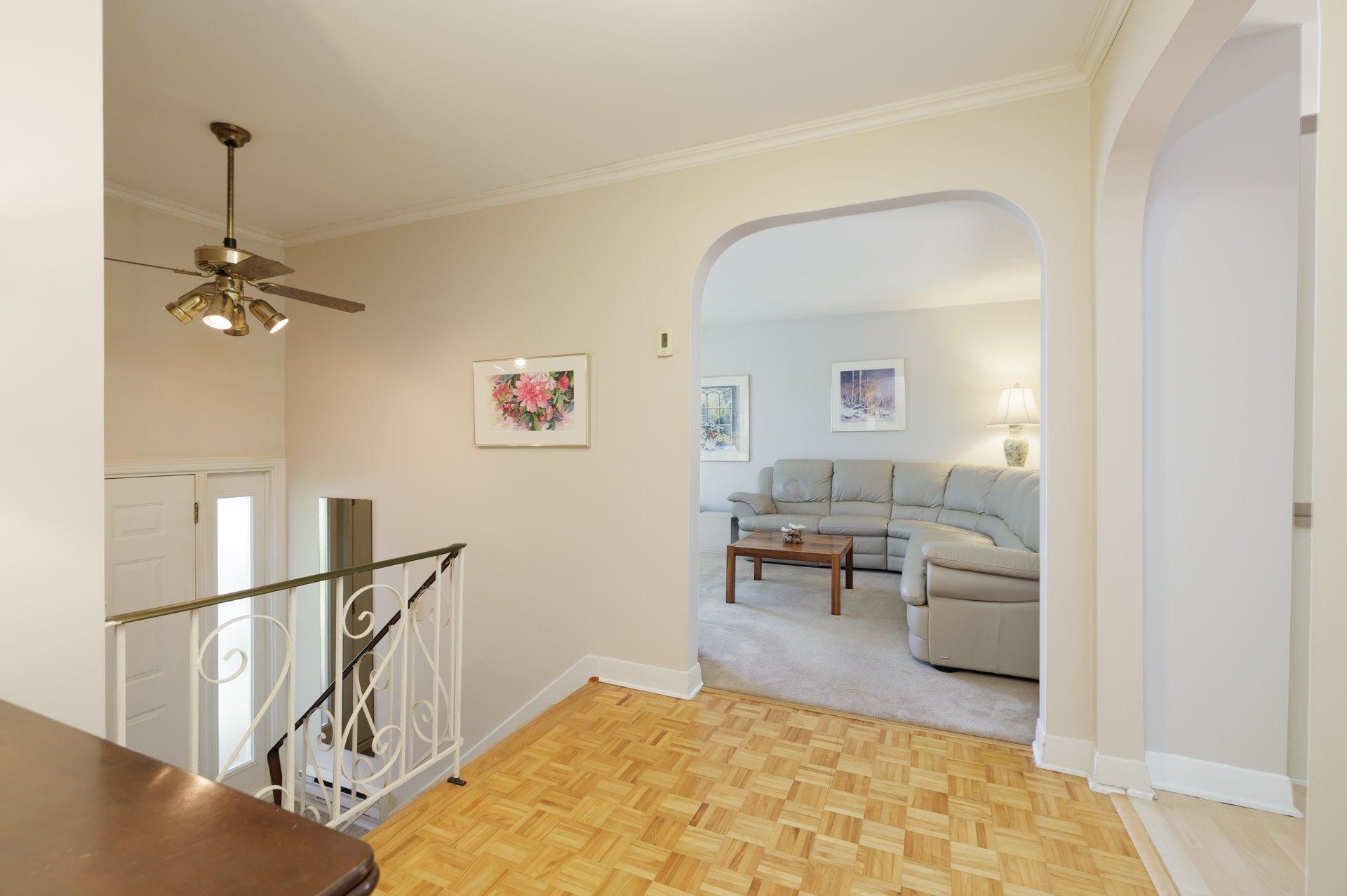 









1630


Place Picard

,
Dorval,




QC
H9P2P9

