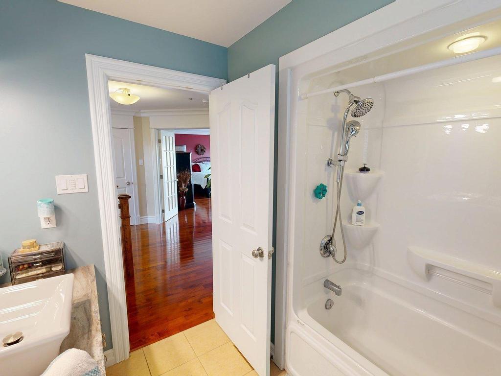 












205 Lindenwood Terrace

,
Dartmouth,




NS
B2W 0B2

