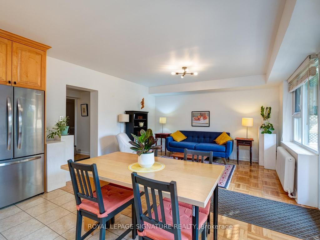 









8


Corinth

Gardens, 3,
Toronto,




ON
M4P 2N5

