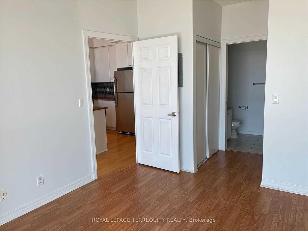 









220


Burnhamthorpe

Road West, 2610,
Mississauga,




ON
L5B 4N4

