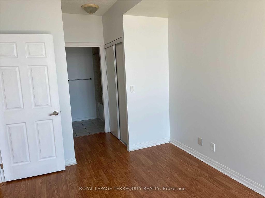 









220


Burnhamthorpe

Road West, 2610,
Mississauga,




ON
L5B 4N4

