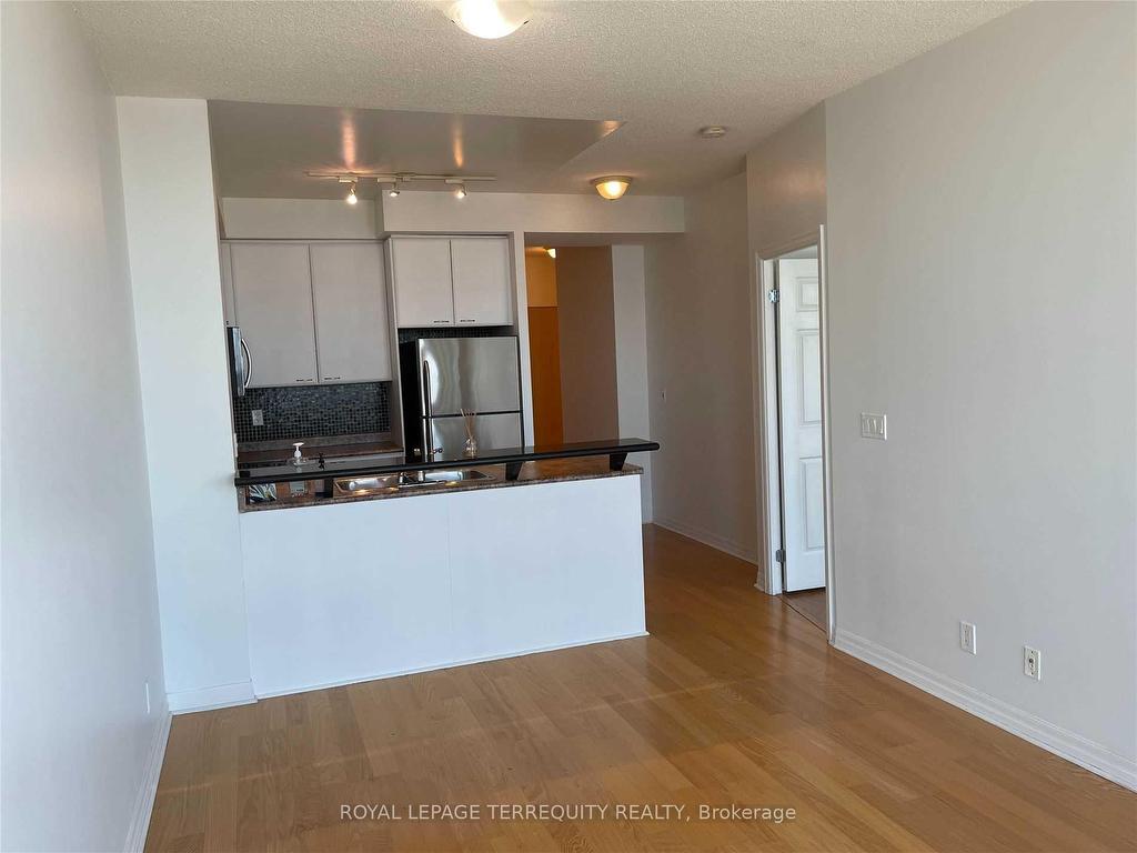 









220


Burnhamthorpe

Road West, 2610,
Mississauga,




ON
L5B 4N4

