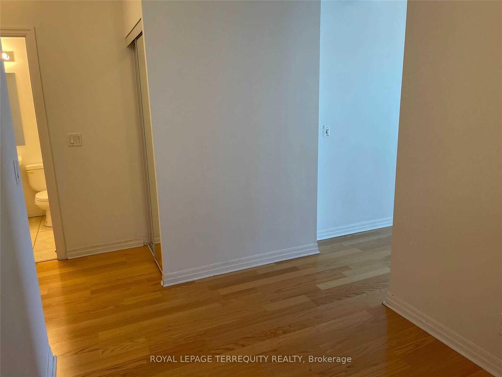 









220


Burnhamthorpe

Road West, 2610,
Mississauga,




ON
L5B 4N4

