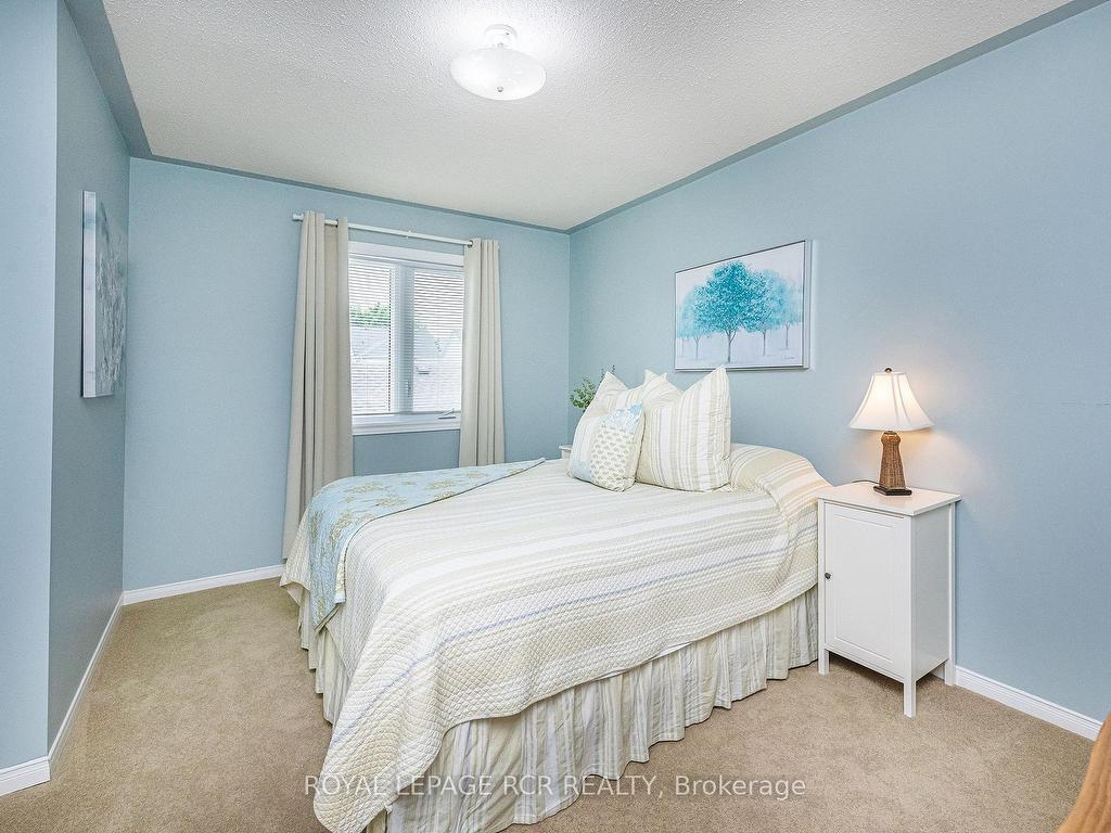 









315


Cottonwood

Street,
Orangeville,




ON
L9W 4X7

