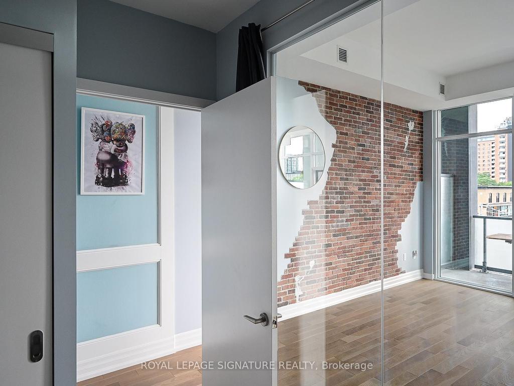 









50


Power

Street, 421,
Toronto,




ON
M5A 0V3

