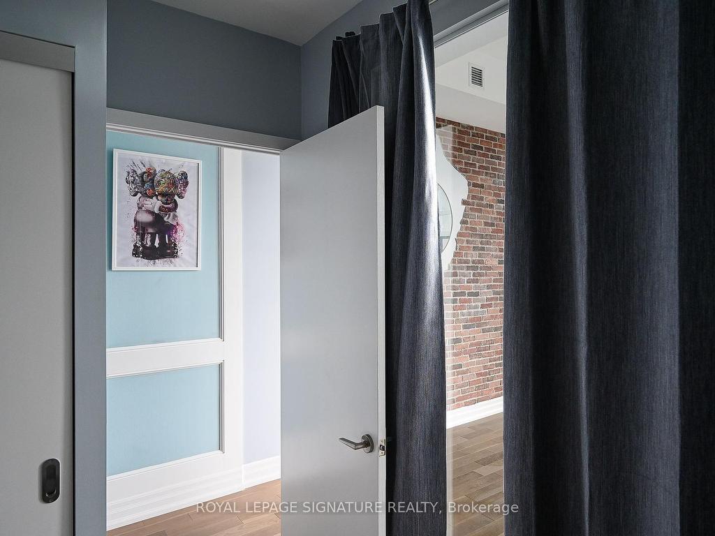 









50


Power

Street, 421,
Toronto,




ON
M5A 0V3

