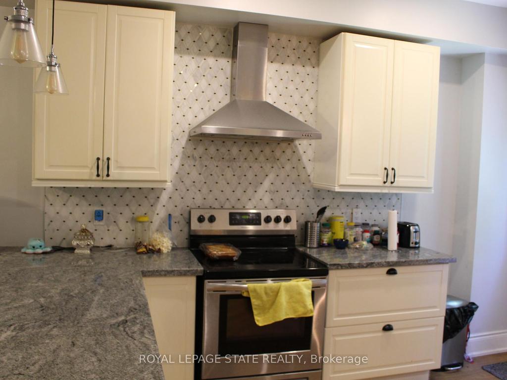 









22


Burlington

Street East,
Hamilton,




ON
L8L 4G2

