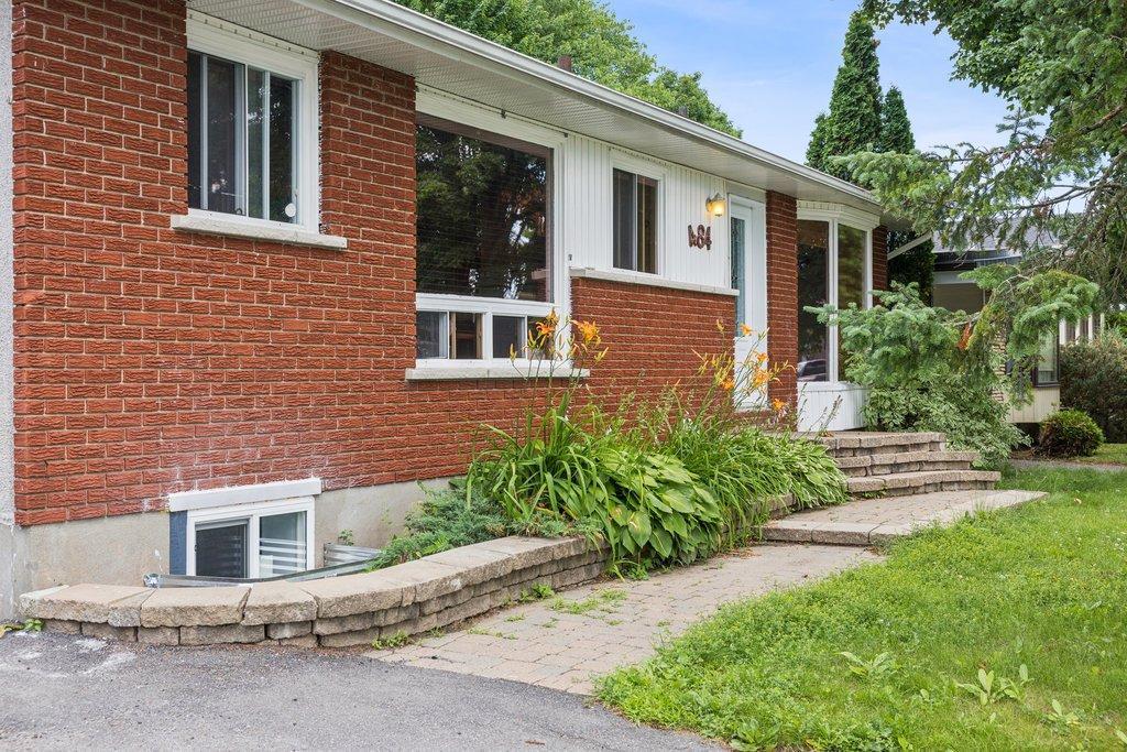 









484


Rue Sylvestre

,
Gatineau (Gatineau),




QC
J8P6E2

