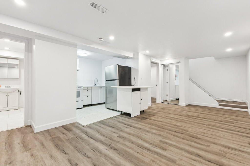 









484


Rue Sylvestre

,
Gatineau (Gatineau),




QC
J8P6E2

