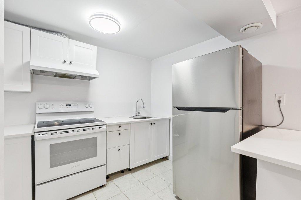 









484


Rue Sylvestre

,
Gatineau (Gatineau),




QC
J8P6E2


