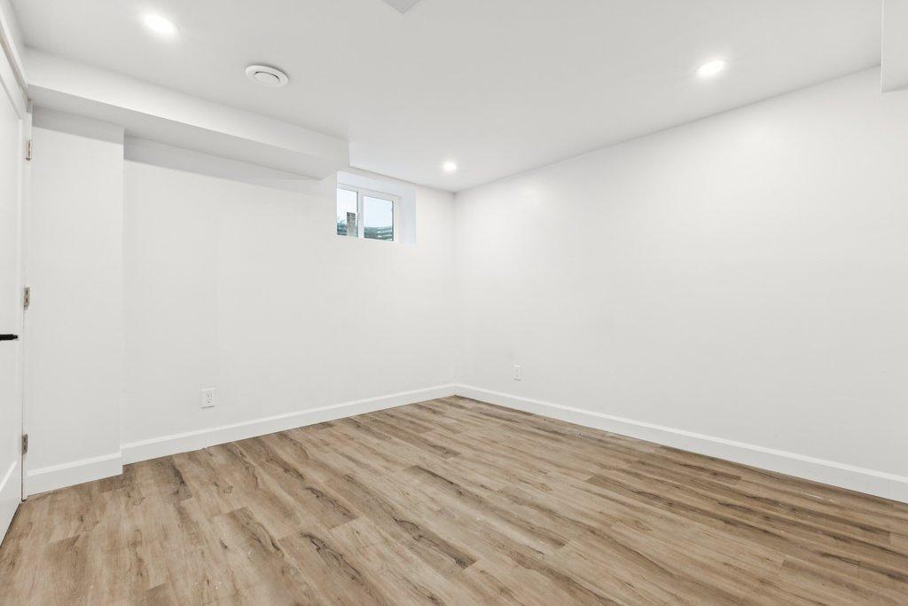 









484


Rue Sylvestre

,
Gatineau (Gatineau),




QC
J8P6E2

