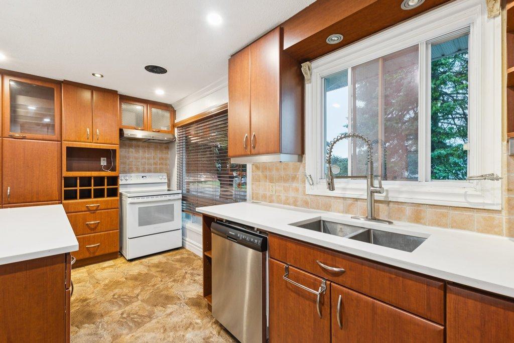 









484


Rue Sylvestre

,
Gatineau (Gatineau),




QC
J8P6E2

