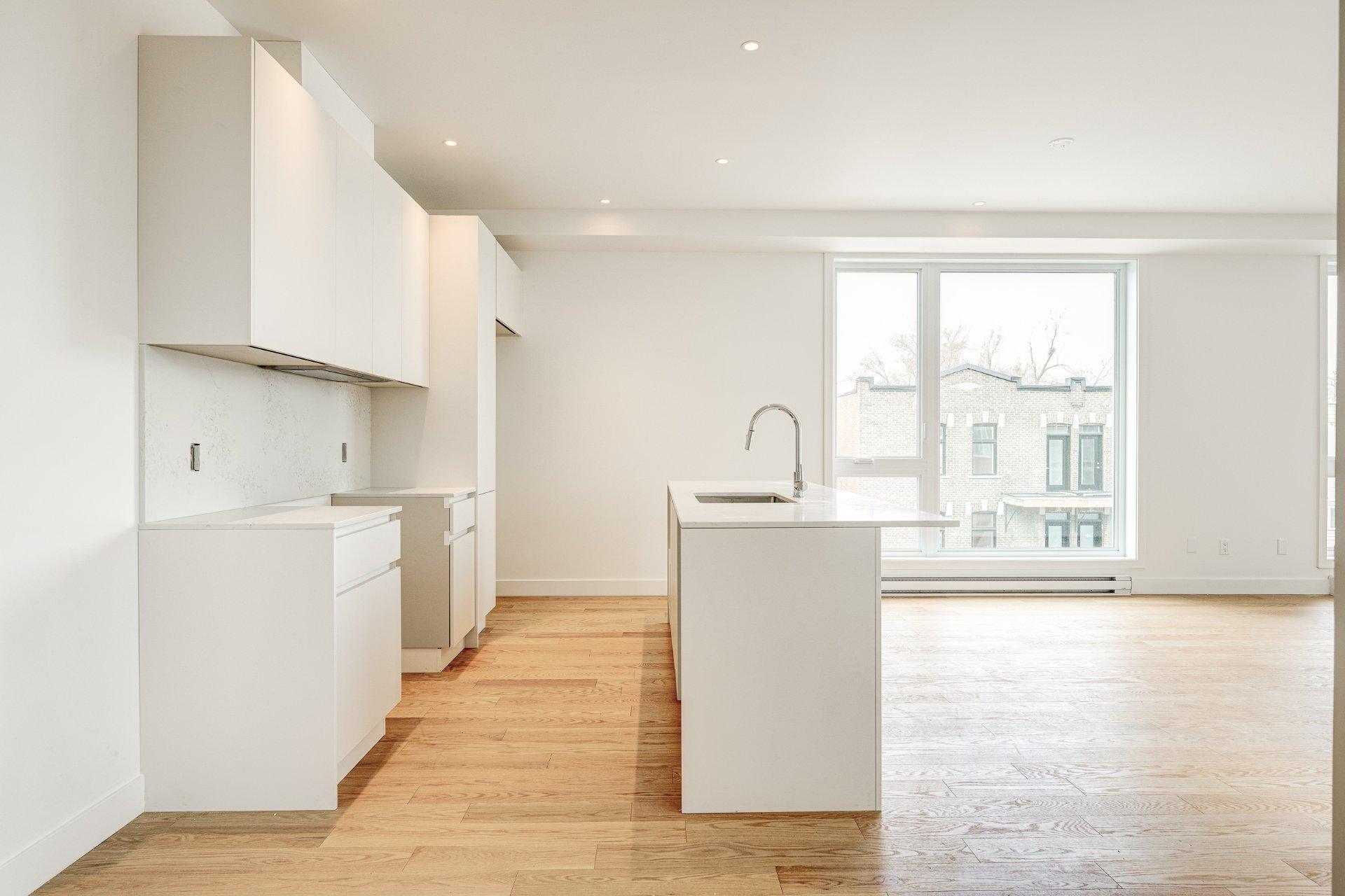 









1120


Rue de Bellechasse

,
Montréal (Rosemont/La Petite-Patrie),




QC
H2S1Y6

