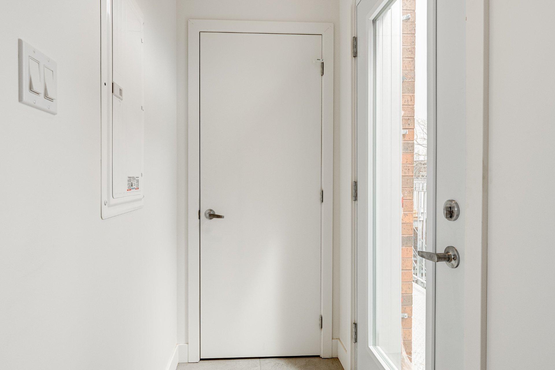 









1120


Rue de Bellechasse

,
Montréal (Rosemont/La Petite-Patrie),




QC
H2S1Y6


