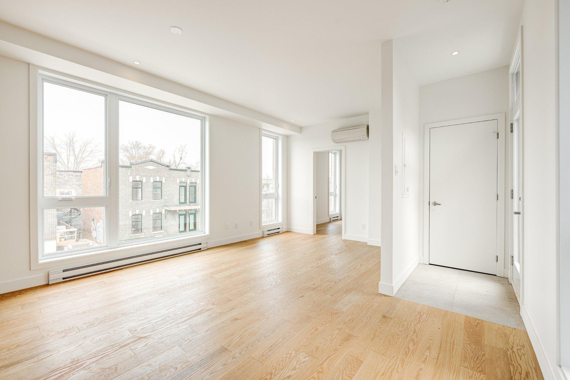 









1120


Rue de Bellechasse

,
Montréal (Rosemont/La Petite-Patrie),




QC
H2S1Y6

