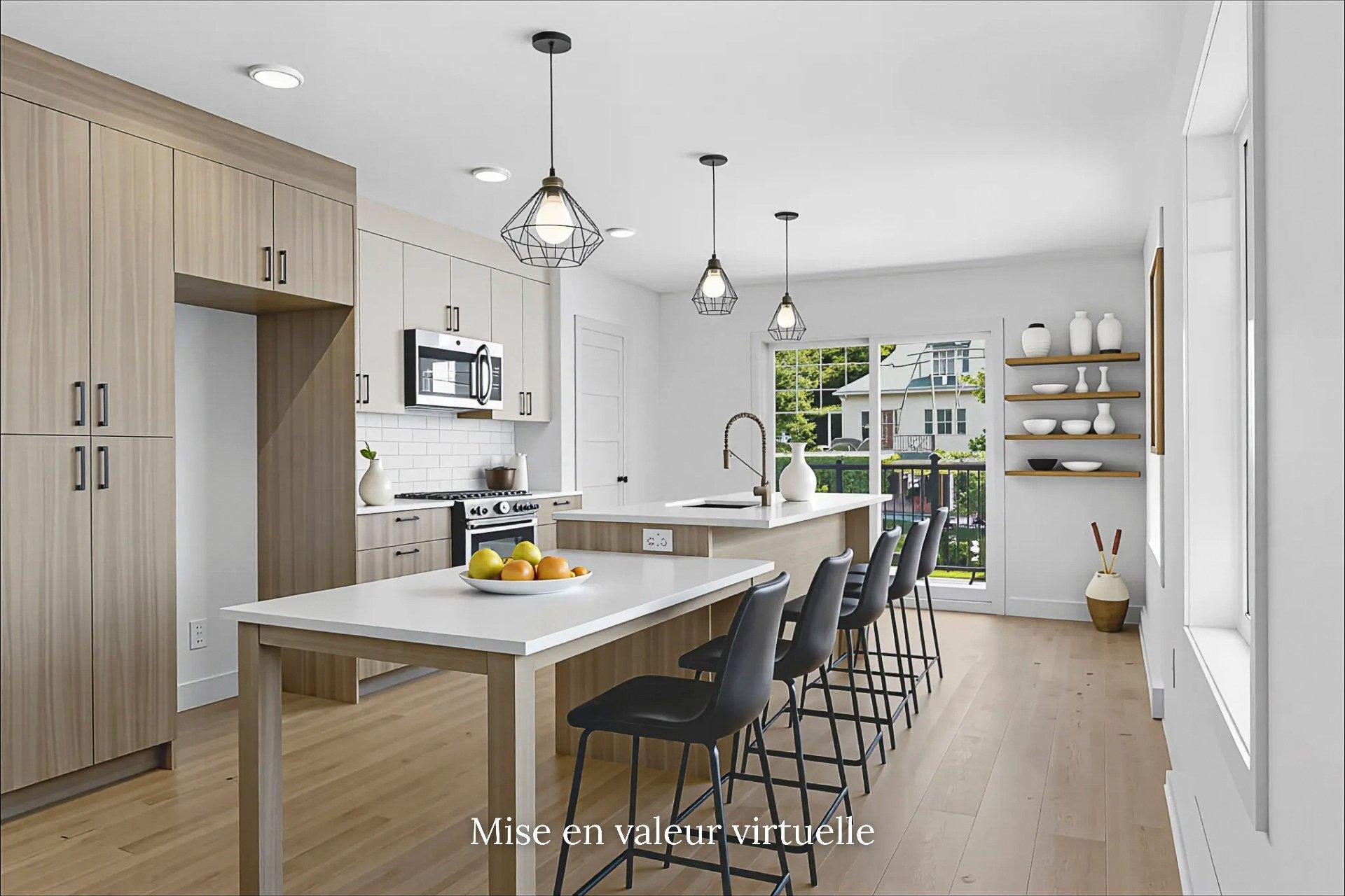 









175


Rue du Conseil

,
Sherbrooke (Fleurimont),




QC
J1G1J1


