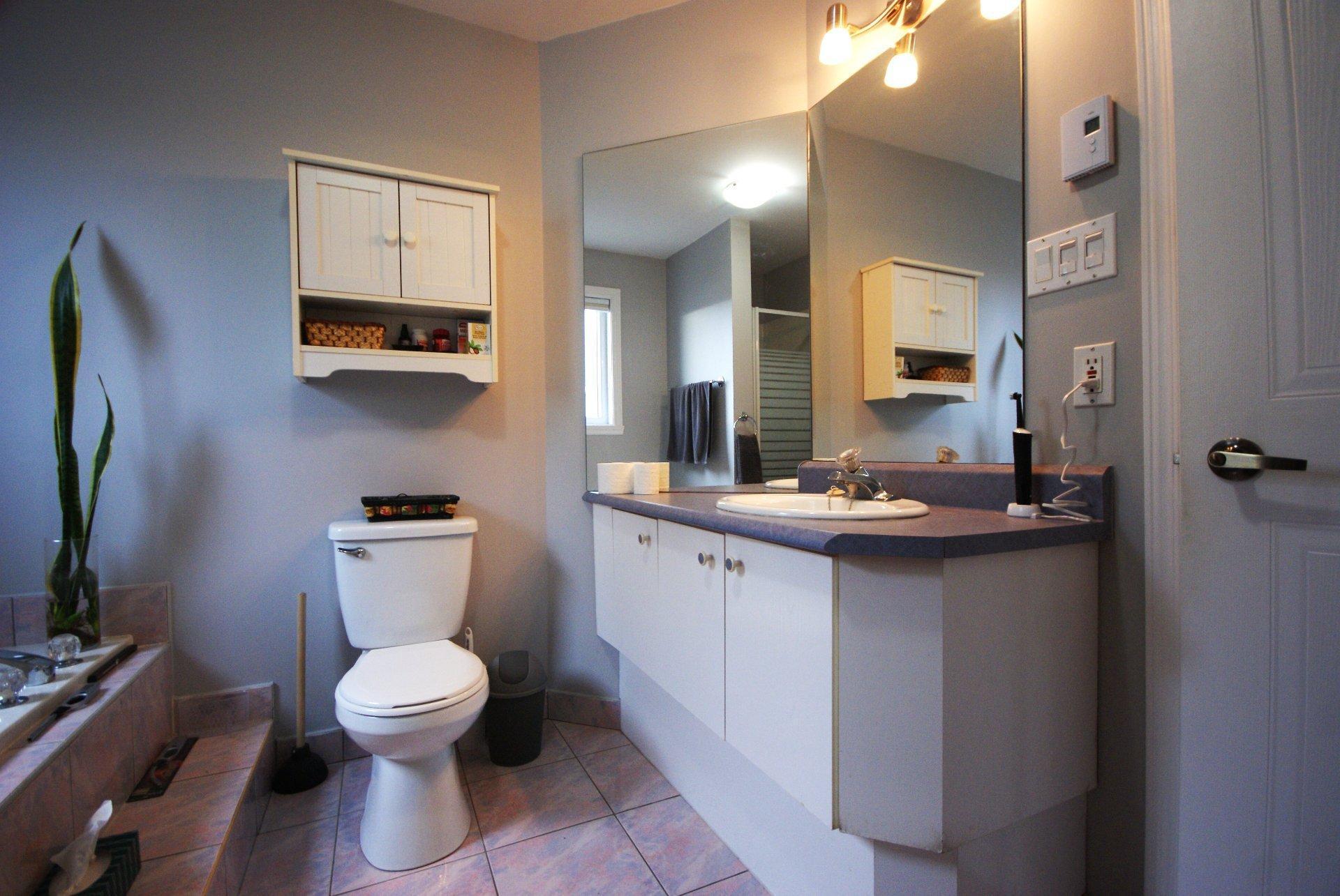 









138


Rue Augustin-Gauthier

,
Saint-Jean-sur-Richelieu,




QC
J2W2P2

