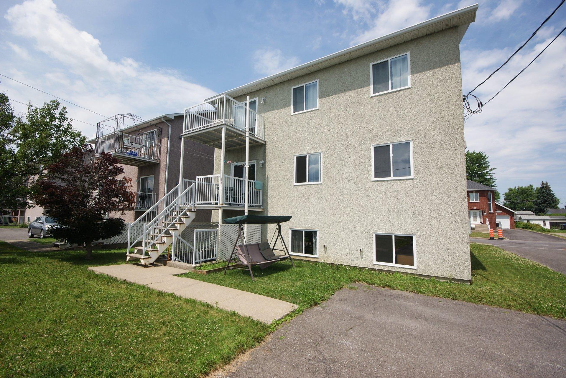









138


Rue Augustin-Gauthier

,
Saint-Jean-sur-Richelieu,




QC
J2W2P2

