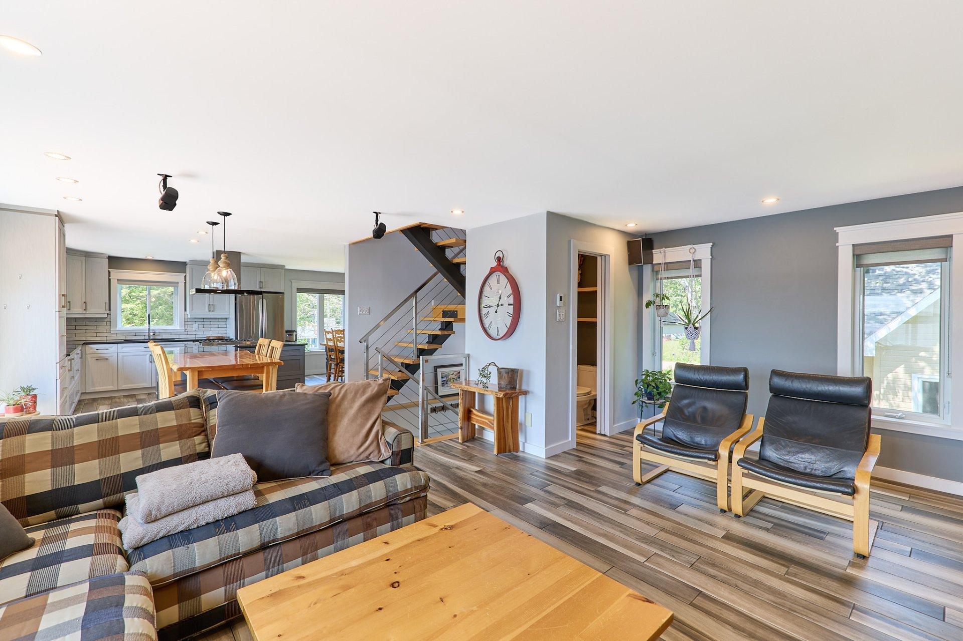 









11


Rue Lachapelle

,
Lac-des-Plages,




QC
J0T1K0

