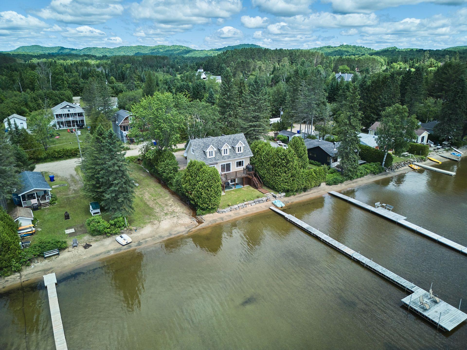 









11


Rue Lachapelle

,
Lac-des-Plages,




QC
J0T1K0

