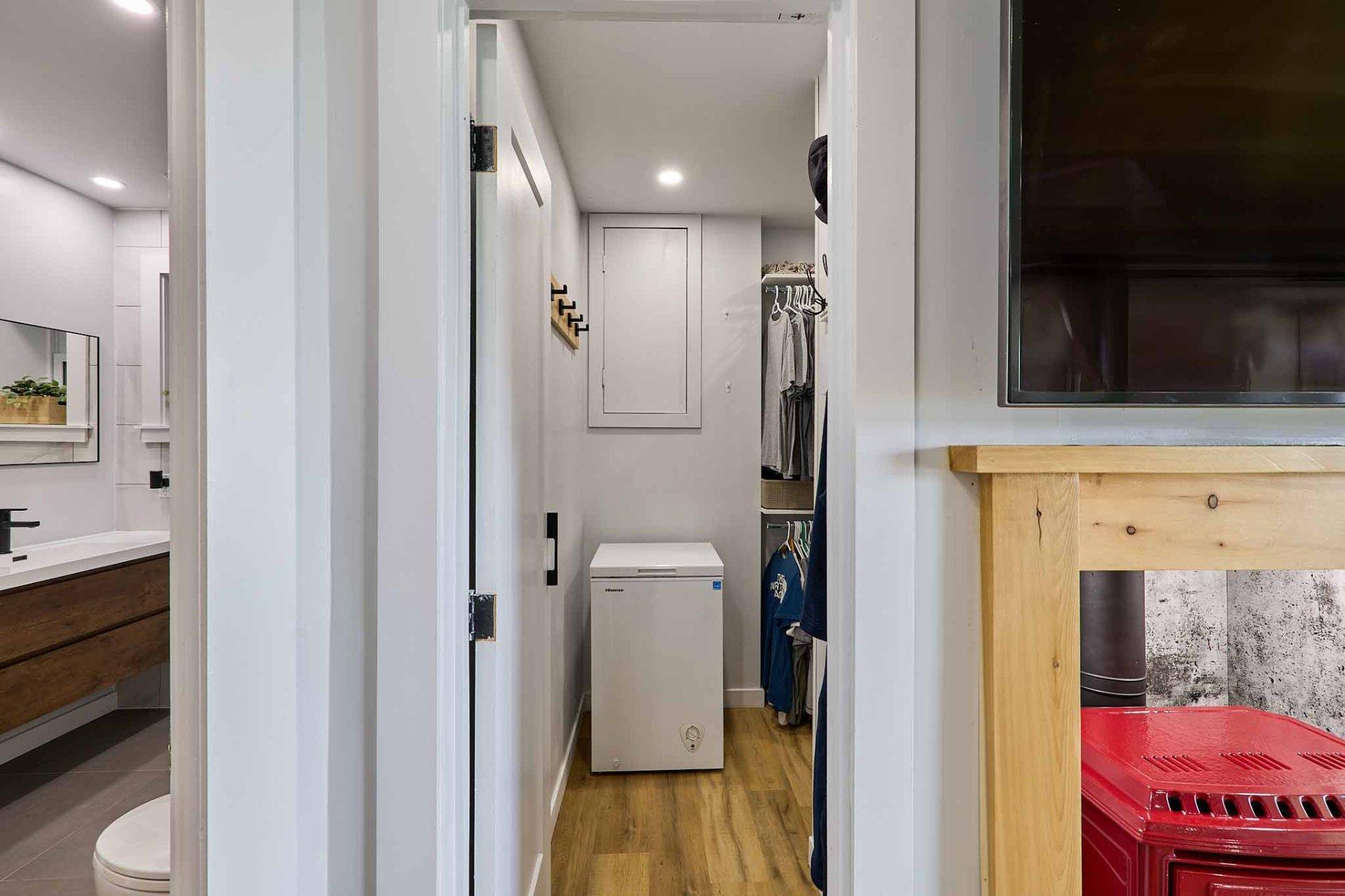 









11


Rue Lachapelle

,
Lac-des-Plages,




QC
J0T1K0

