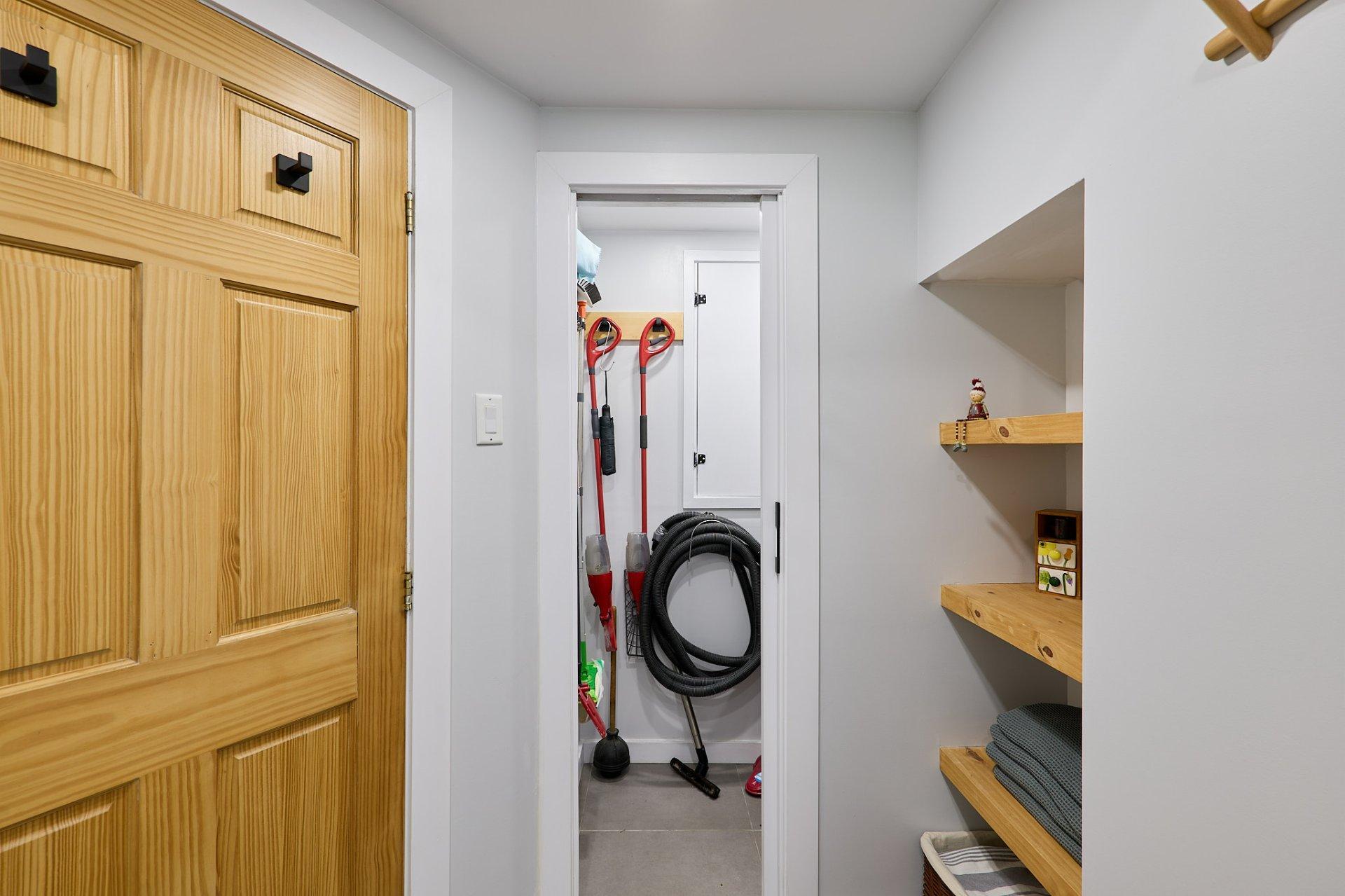 









11


Rue Lachapelle

,
Lac-des-Plages,




QC
J0T1K0


