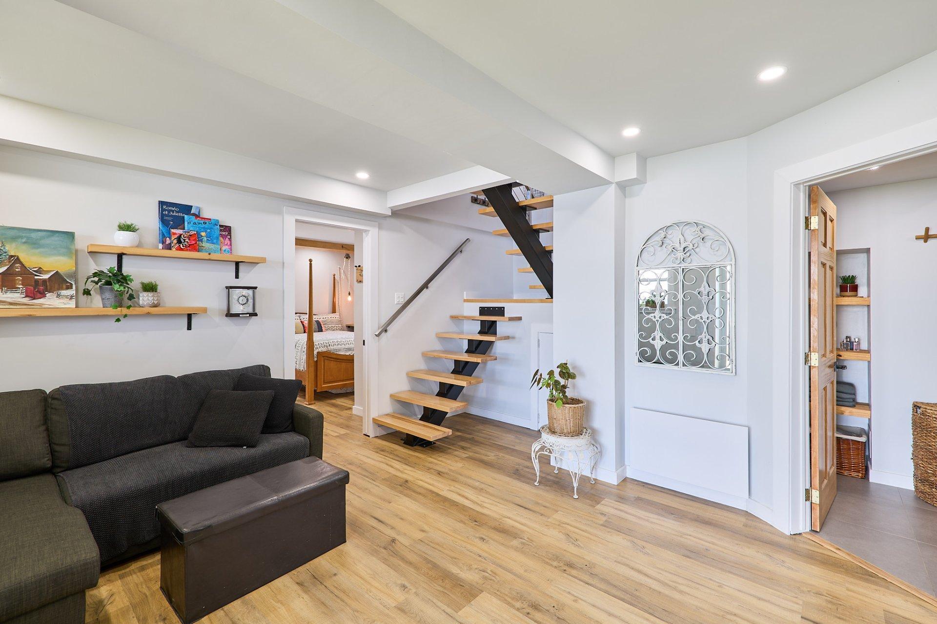









11


Rue Lachapelle

,
Lac-des-Plages,




QC
J0T1K0

