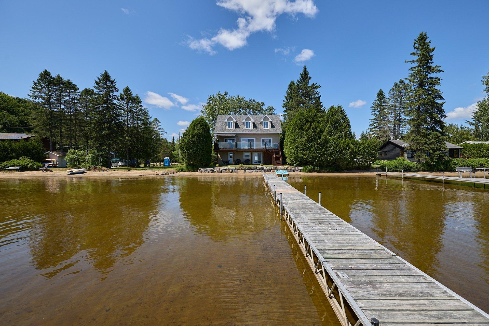 









11


Rue Lachapelle

,
Lac-des-Plages,




QC
J0T1K0

