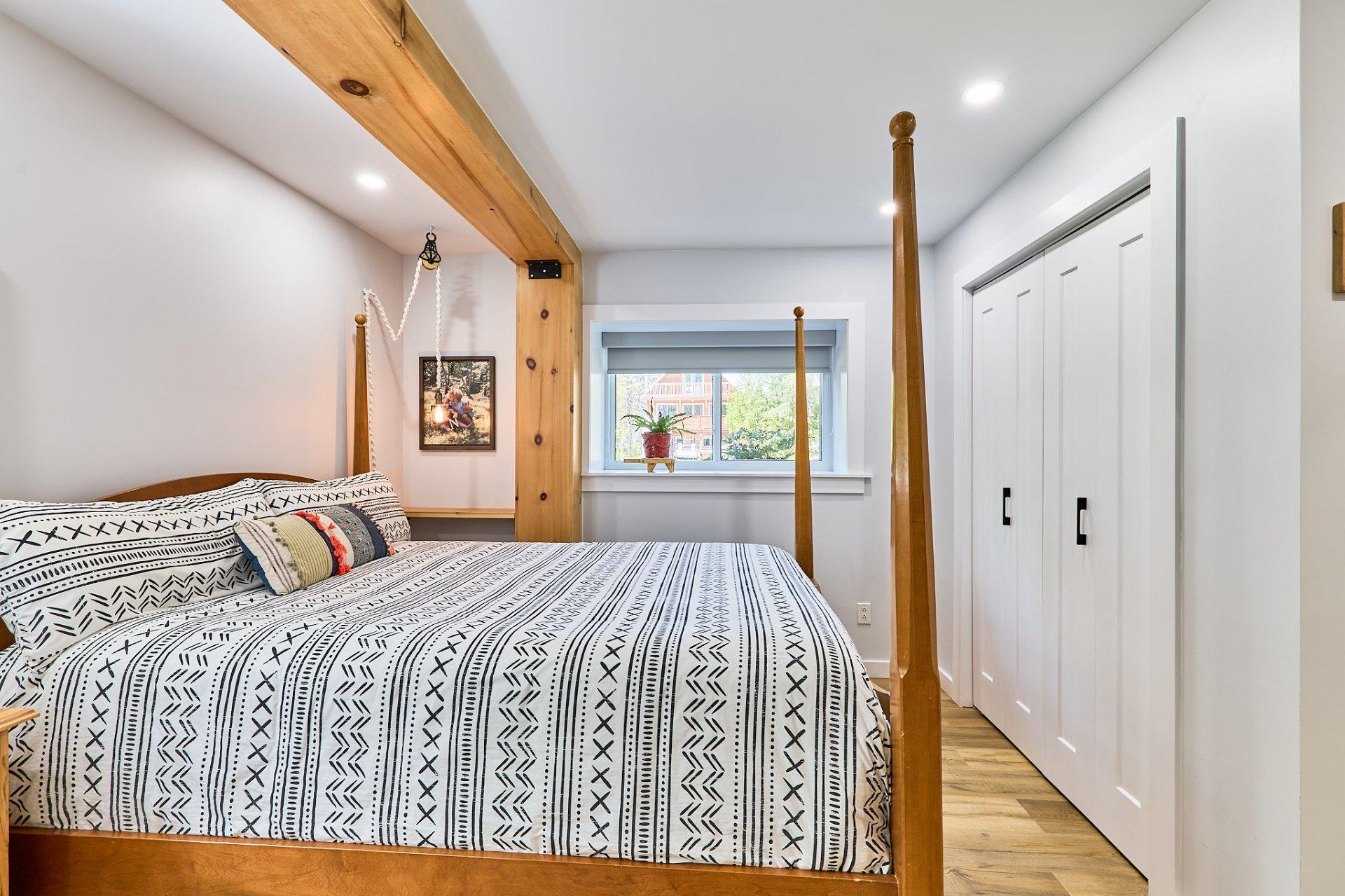 









11


Rue Lachapelle

,
Lac-des-Plages,




QC
J0T1K0

