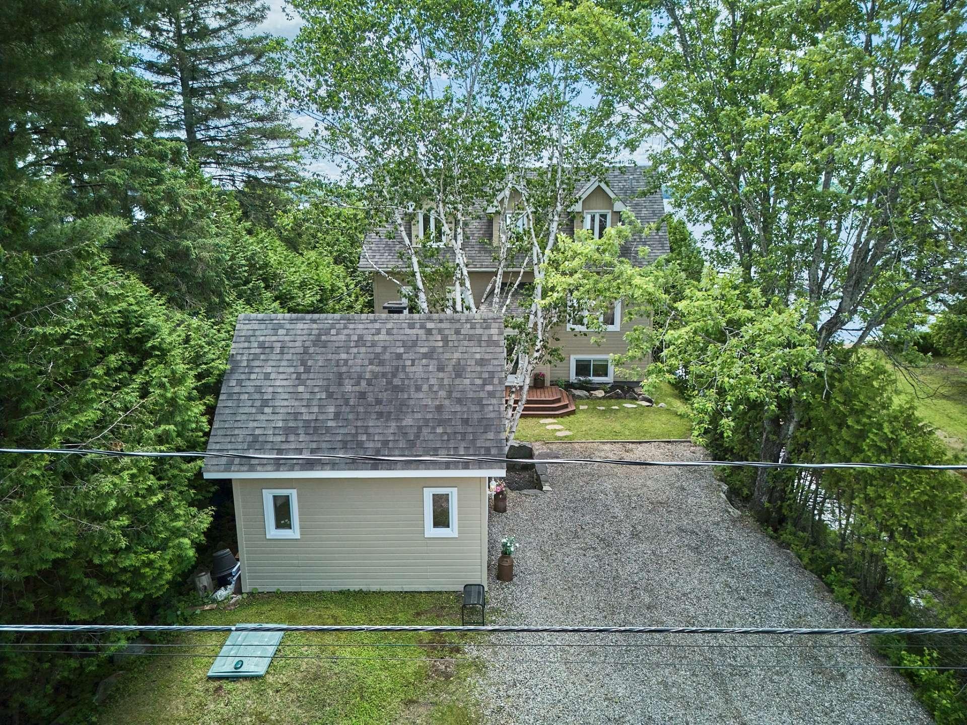 









11


Rue Lachapelle

,
Lac-des-Plages,




QC
J0T1K0


