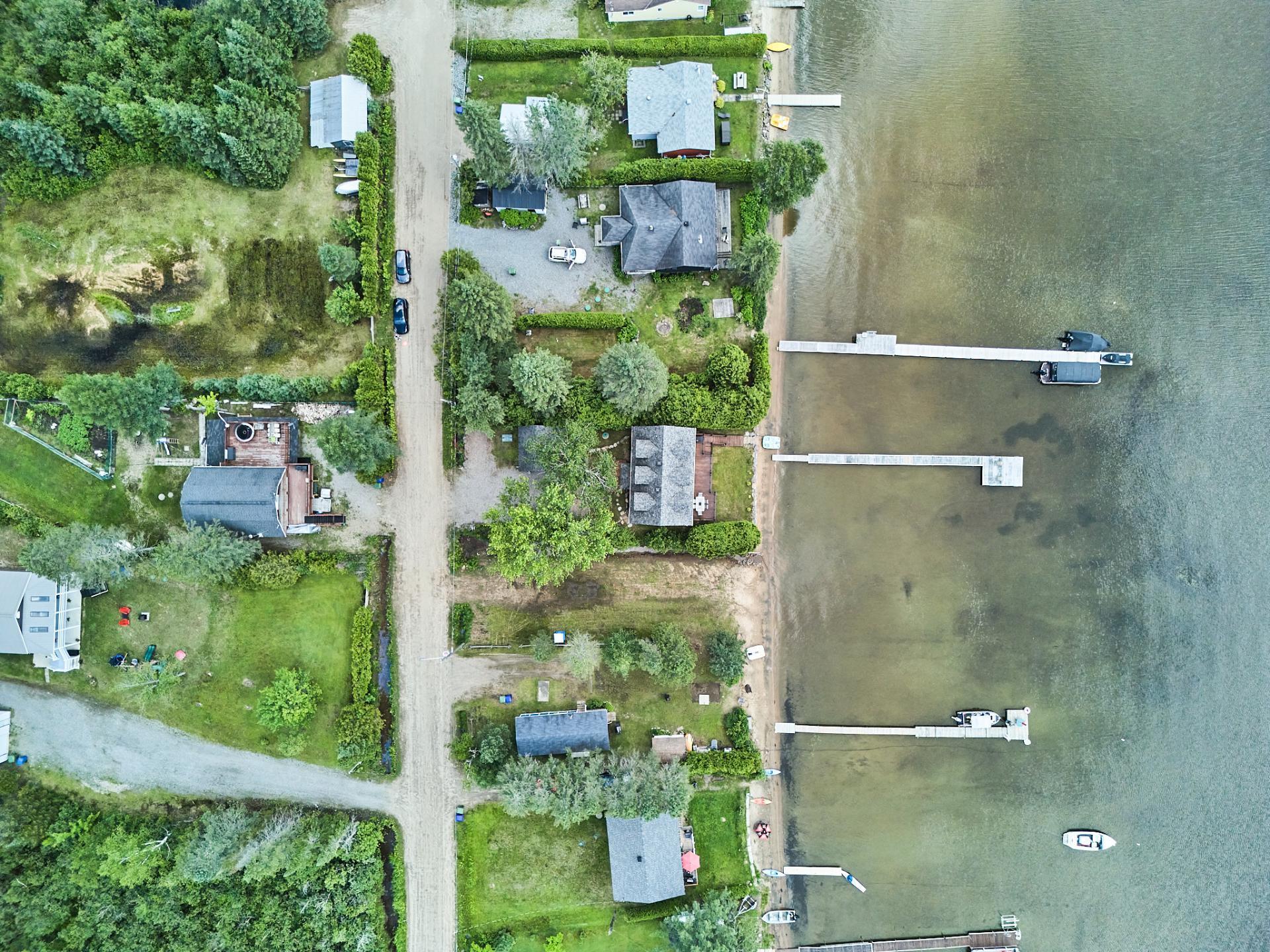 









11


Rue Lachapelle

,
Lac-des-Plages,




QC
J0T1K0

