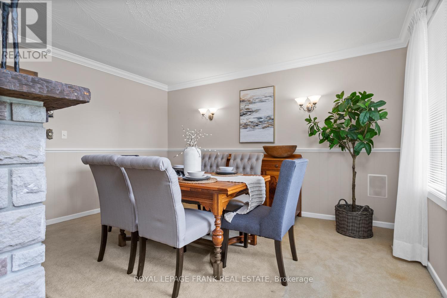 












848 SWISS HEIGHTS

,
Oshawa (Pinecrest),




Ontario
L1K2A9

