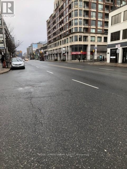 












BSMT - 2033 YONGE STREET

,
Toronto,




Ontario
M4S2A2

