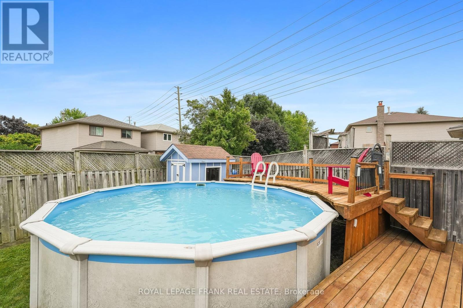 












808 CROWELLS STREET

,
Oshawa (Pinecrest),




Ontario
L1K1X4

